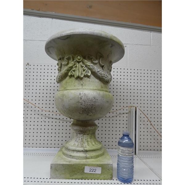 New decorative planter