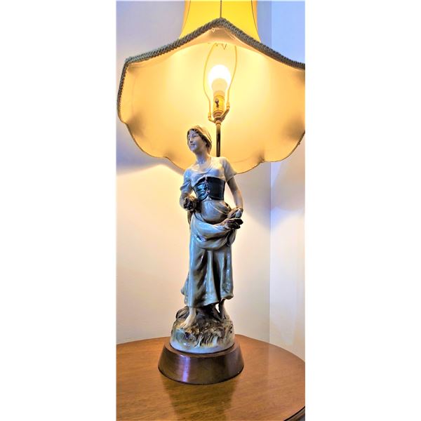 Royal Dux Lamp A