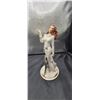 Image 1 : 9" Mode Liberty  FigurineA