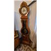 Image 2 : Grandmother Clock C