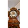 Image 3 : Grandmother Clock C