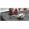 Image 5 : White & Cranberry Glass Decanter Set A