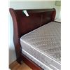 Image 3 : Sleigh Bed Cat C