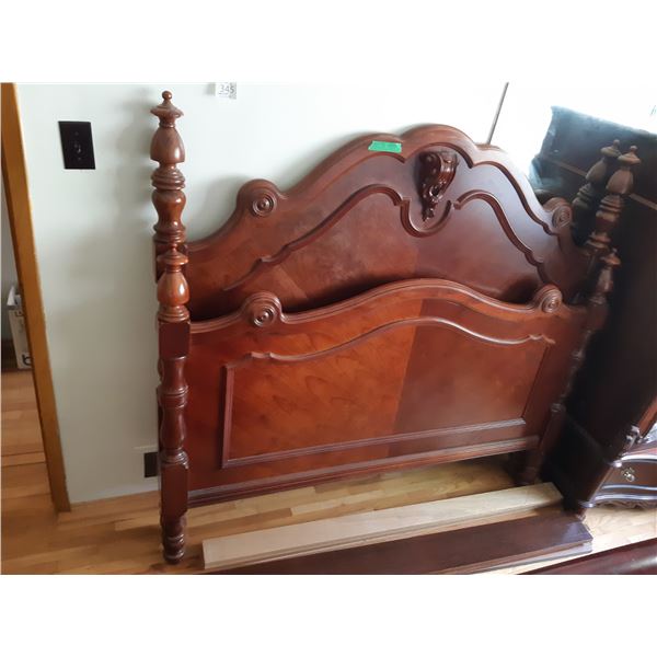 Pulaski Queensize Bed Cat C