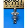 Image 3 : silver Totem Pole