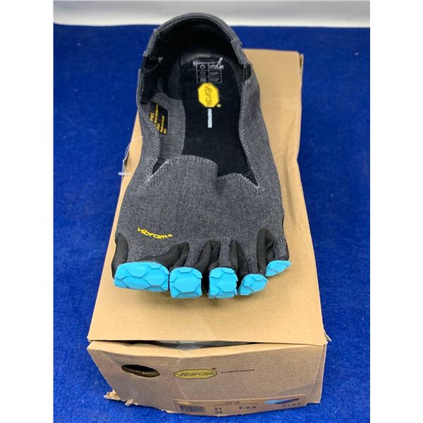 Vibram Fivefingers- Grey/Light Blue (9-9.5)