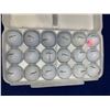 Image 1 : Lot of 18 Assorted Titleist Golf Balls