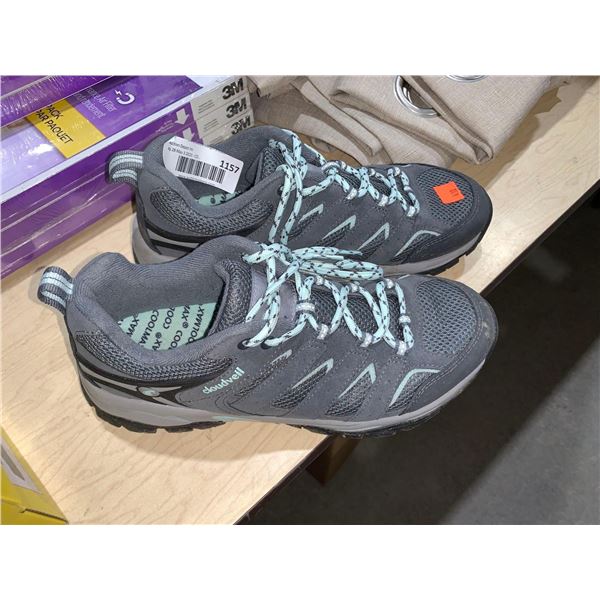 Cloudveil Ladies Size 9 Hiking shoes