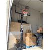 Image 2 : Spalding  Acrylic Portable Adjustable Basketball Backboard, Hoop & Net System,