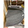 Image 1 : Semi Circle Deluxe Scraper Mat 24"x39"