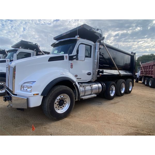 2021 KENWORTH T880 Dump Truck