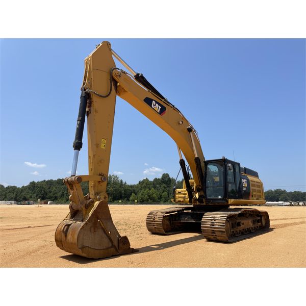 2018 CAT 349FL Excavator