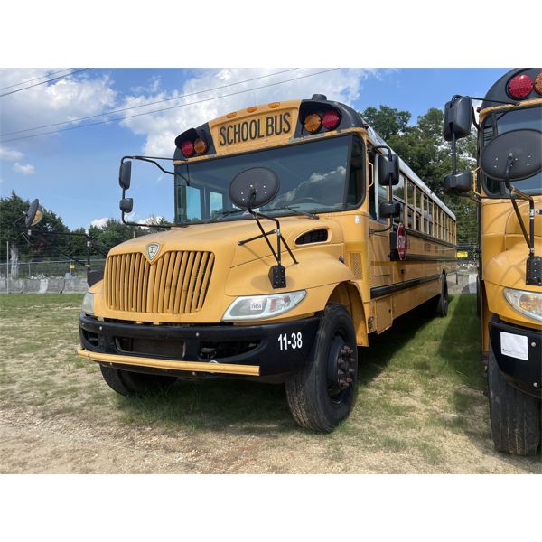 2011 IC BUS CE SERIES Bus