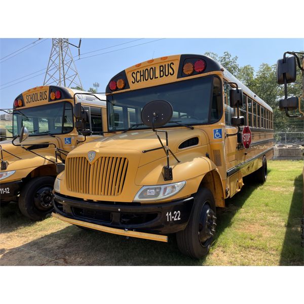 2011 IC BUS CE SERIES Bus