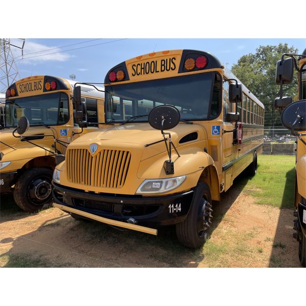 2011 IC BUS CE SERIES Bus