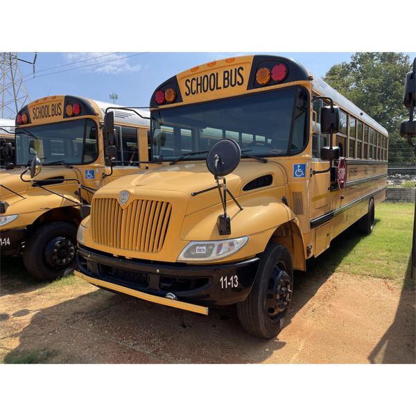 2011 IC BUS CE SERIES Bus