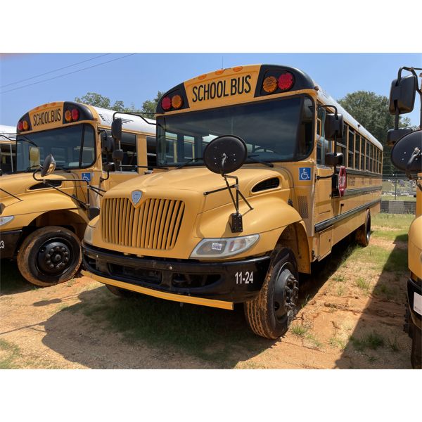 2011 IC BUS CE SERIES Bus