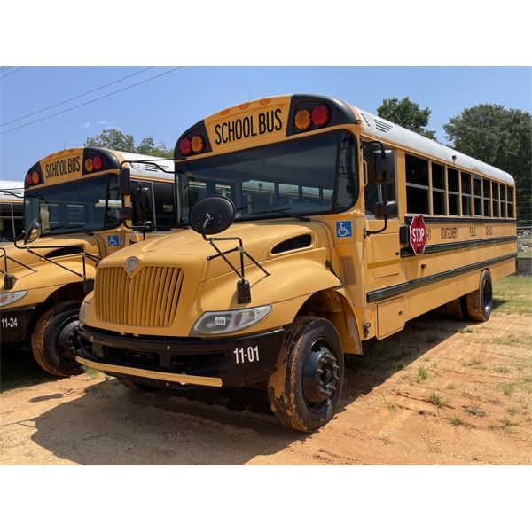 2011 IC BUS CE SERIES Bus