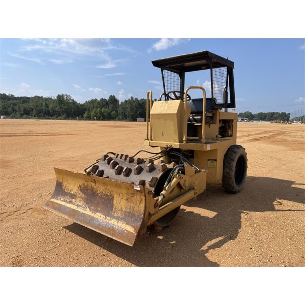 1986 CAT CP-323 Roller