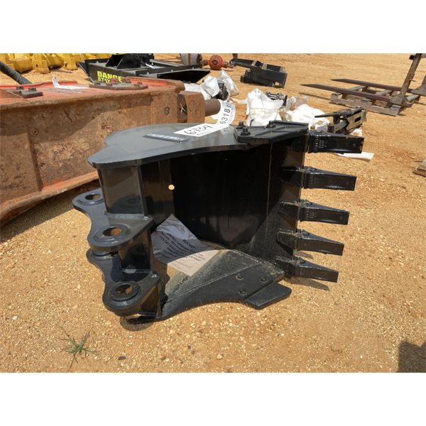 2023 LANDHERO 24" HEAVY DUTY BUCKET