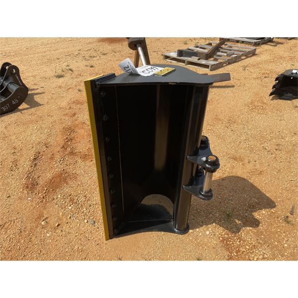 TROJAN 42" CLEANOUT BUCKET