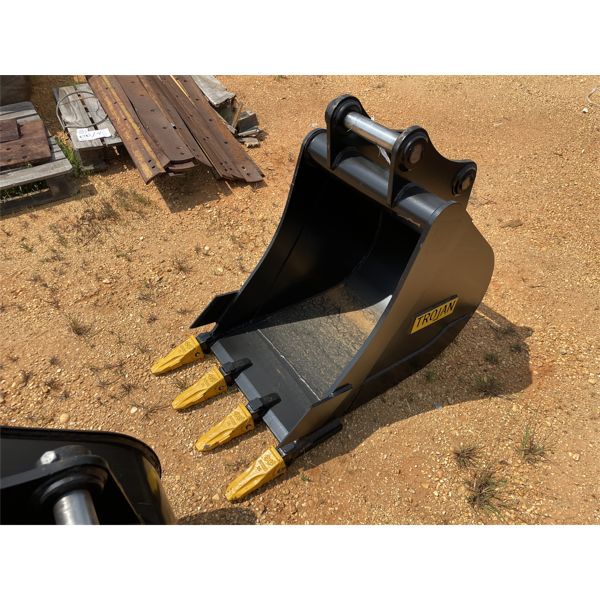 TROJAN 24" HEAVY DUTY BUCKET