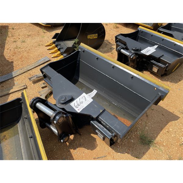 TROJAN 48" CLEANOUT TILT BUCKET