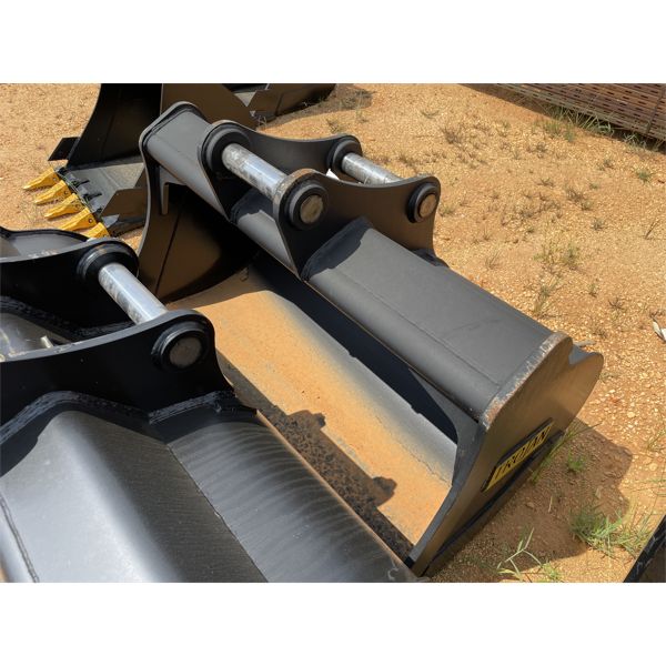 TROJAN 60" CLEANOUT BUCKET