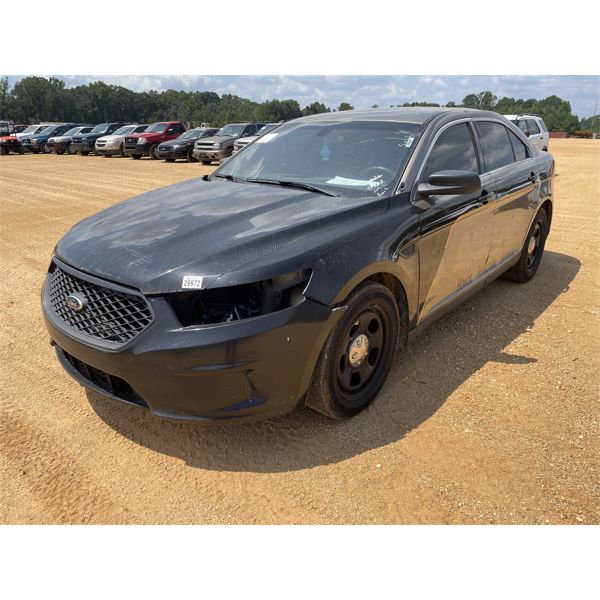 2014 FORD TAURUS Automobile