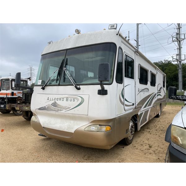 1999 FREIGHTLINER ALLEGRO BUS RV