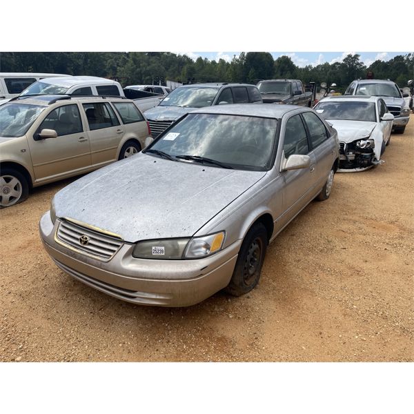 1998 TOYOTA CAMRY Automobile