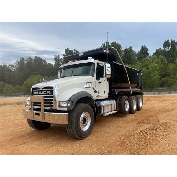 2022 MACK GR64F Dump Truck