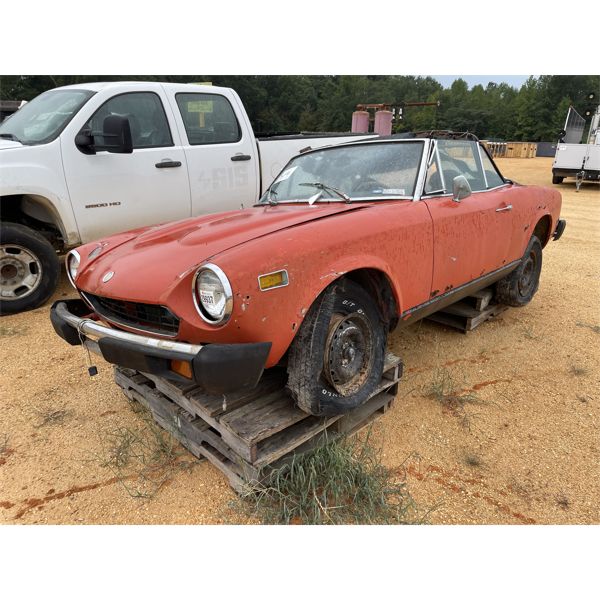 1975 FIAT CONVERTABLE Automobile
