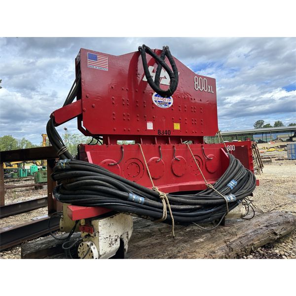 HPSI 800XL EXCITER VIBRATORY HAMMER - J.M. Wood Auction Company, Inc.