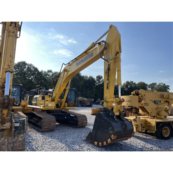 2022 KOMATSU PC490LC-11 Excavator