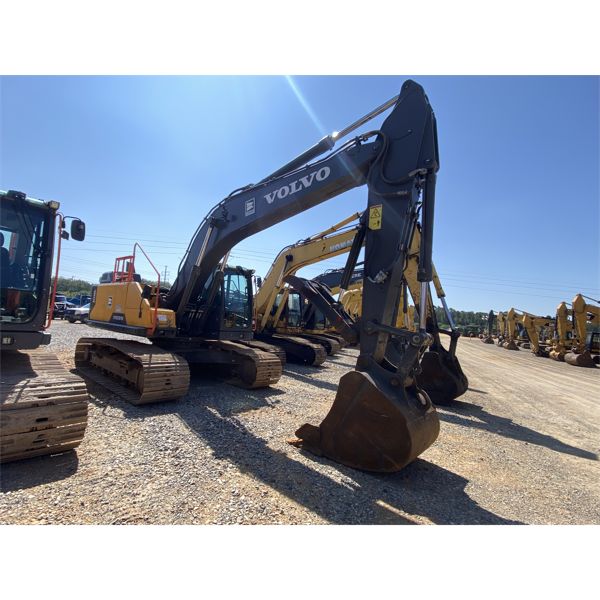 2020 VOLVO EC220EL Excavator