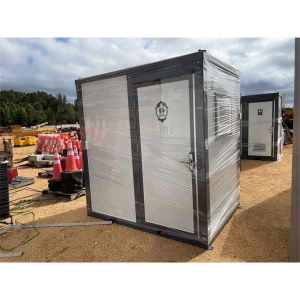 BASTONE PROTABLE TOILET W/ SHOWER