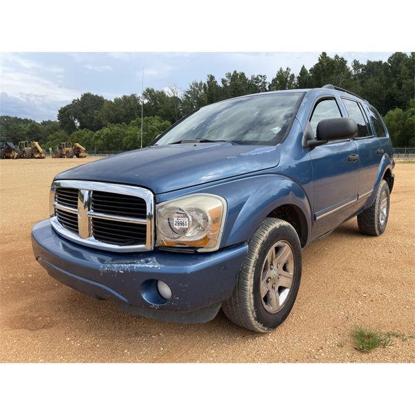 2004 DODGE DURANGO LIMITED SUV