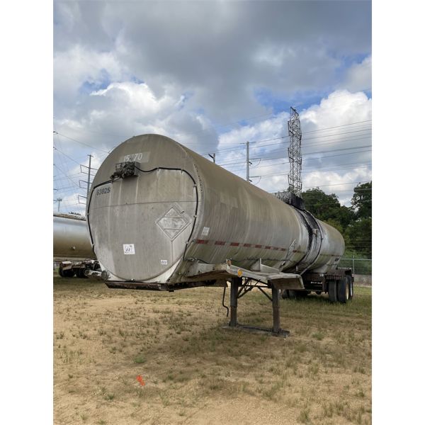 1972 BUTLER  Water Tank Trailer