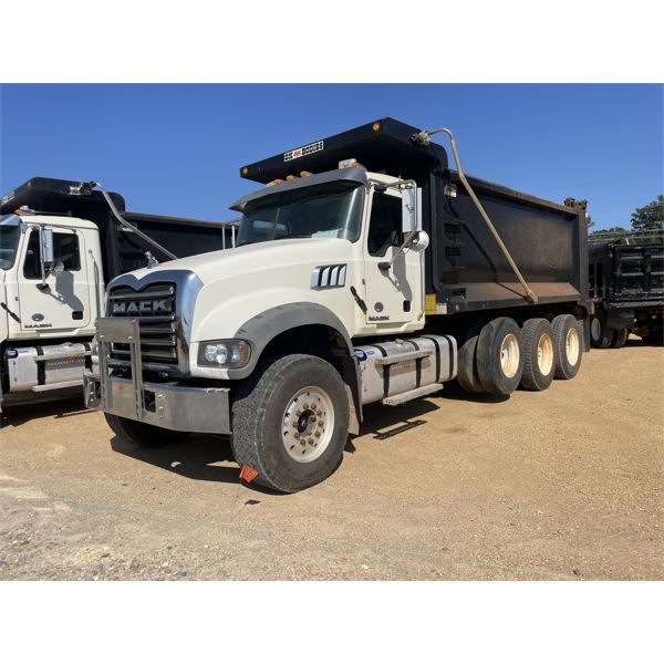 2017 MACK GU713 Dump Truck