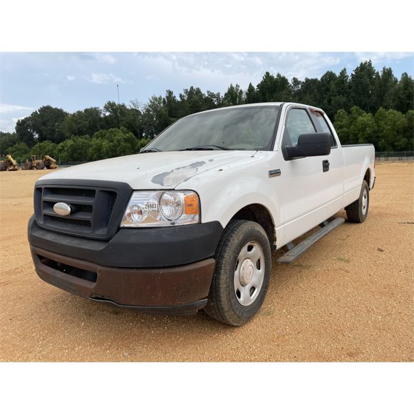 2008 FORD F150 XL Pickup Truck