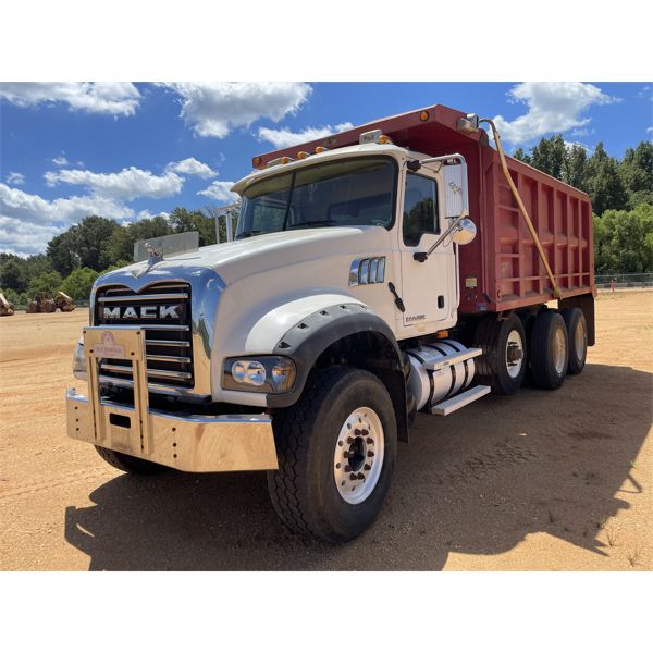 2007 MACK CTP713 Dump Truck