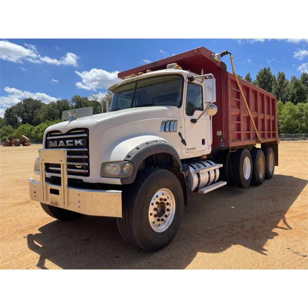 2007 MACK CTP713 Dump Truck