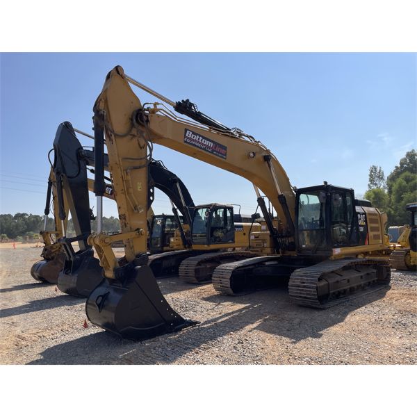2017 CAT 330FL Excavator