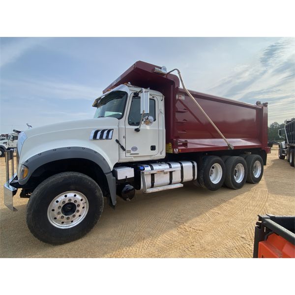 2021 MACK GR64F Dump Truck