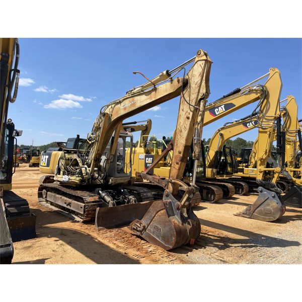 KOMATSU PC128 Excavator