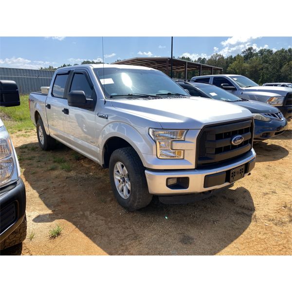 2015 FORD F150 XL SPORT Pickup Truck