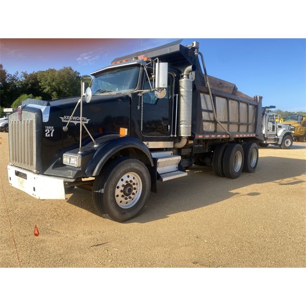 2007 KENWORTH T800 Dump Truck