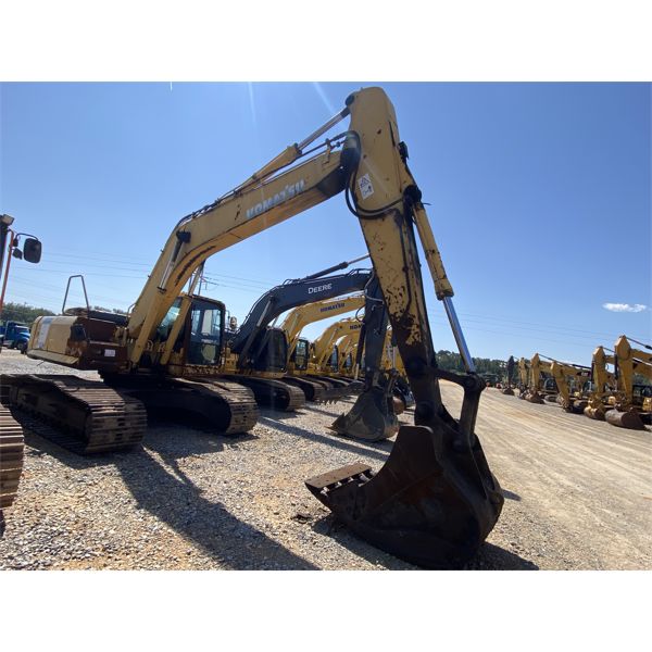 2005 KOMATSU PC220LC-7 Excavator