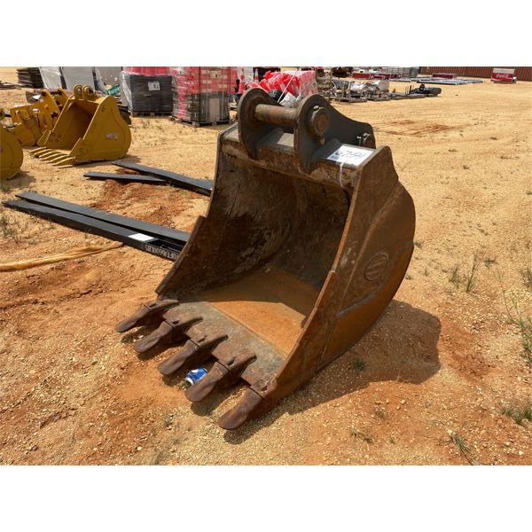 STRICKLAND 42" BUCKET